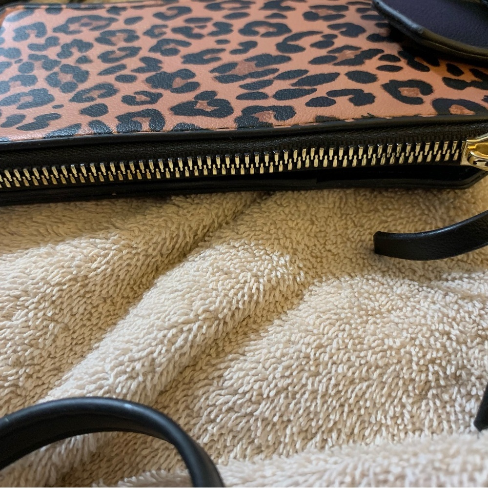 Leopard Print Wristlet With Crossbody Strap - image 4